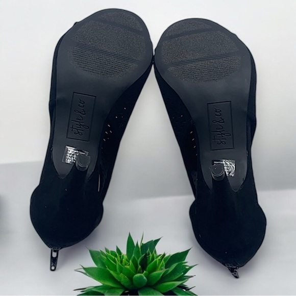 New Style & Co. Women’s Black  Haddiee Open Peep Toe Classic Ankle Shootie - Picture 14 of 16